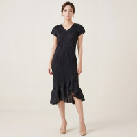 【羽生摺衣】i摺衣-日系 簡約風 下擺 荷葉邊 洋裝(共二色)